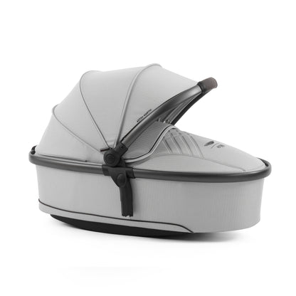 Aston Martin egg3® Package Soft Grey - UK